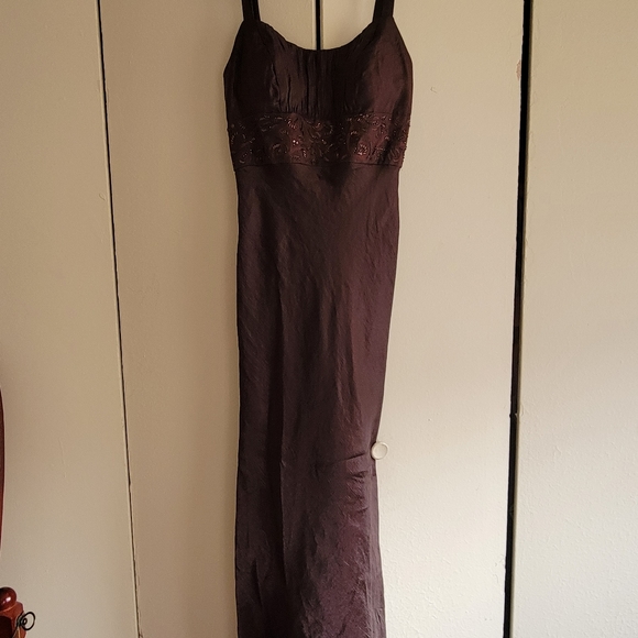 Dress - Picture 1 of 2